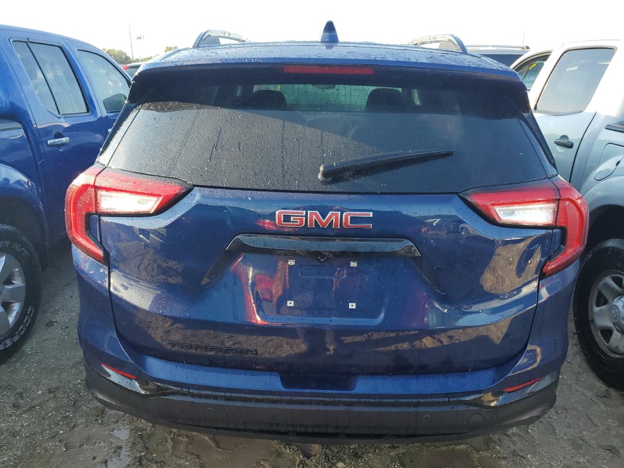 3GKALMEV8NL185081 2022 GMC Terrain Sle