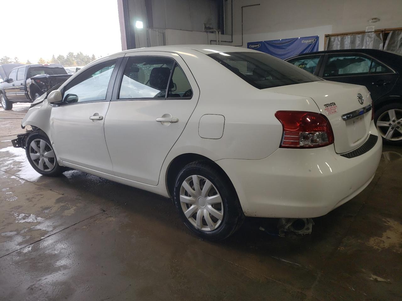 2008 Toyota Yaris - Image 2