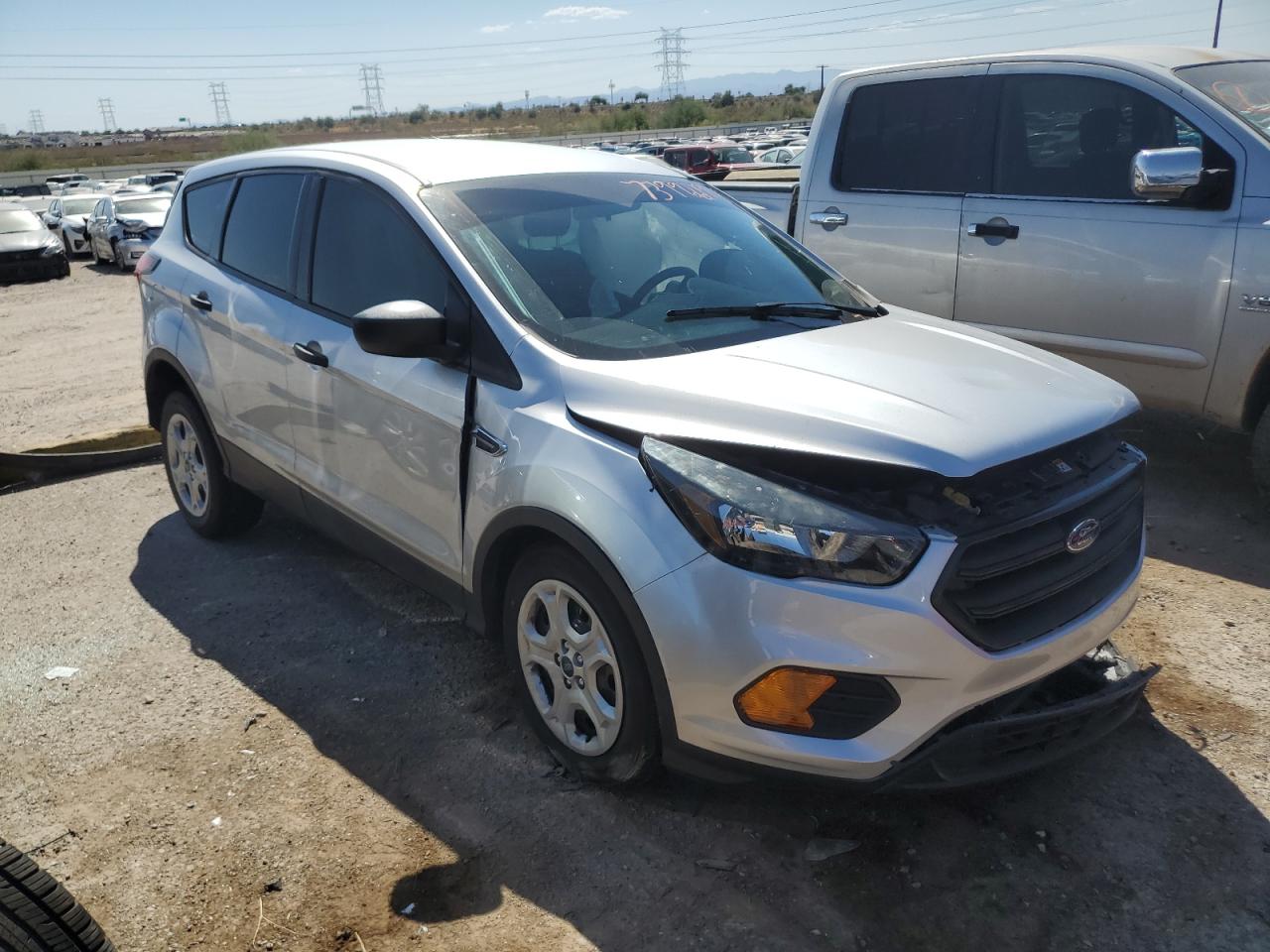 1FMCU0F72KUC05137 2019 Ford Escape S