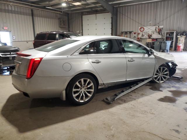  CADILLAC XTS 2016 Srebrny