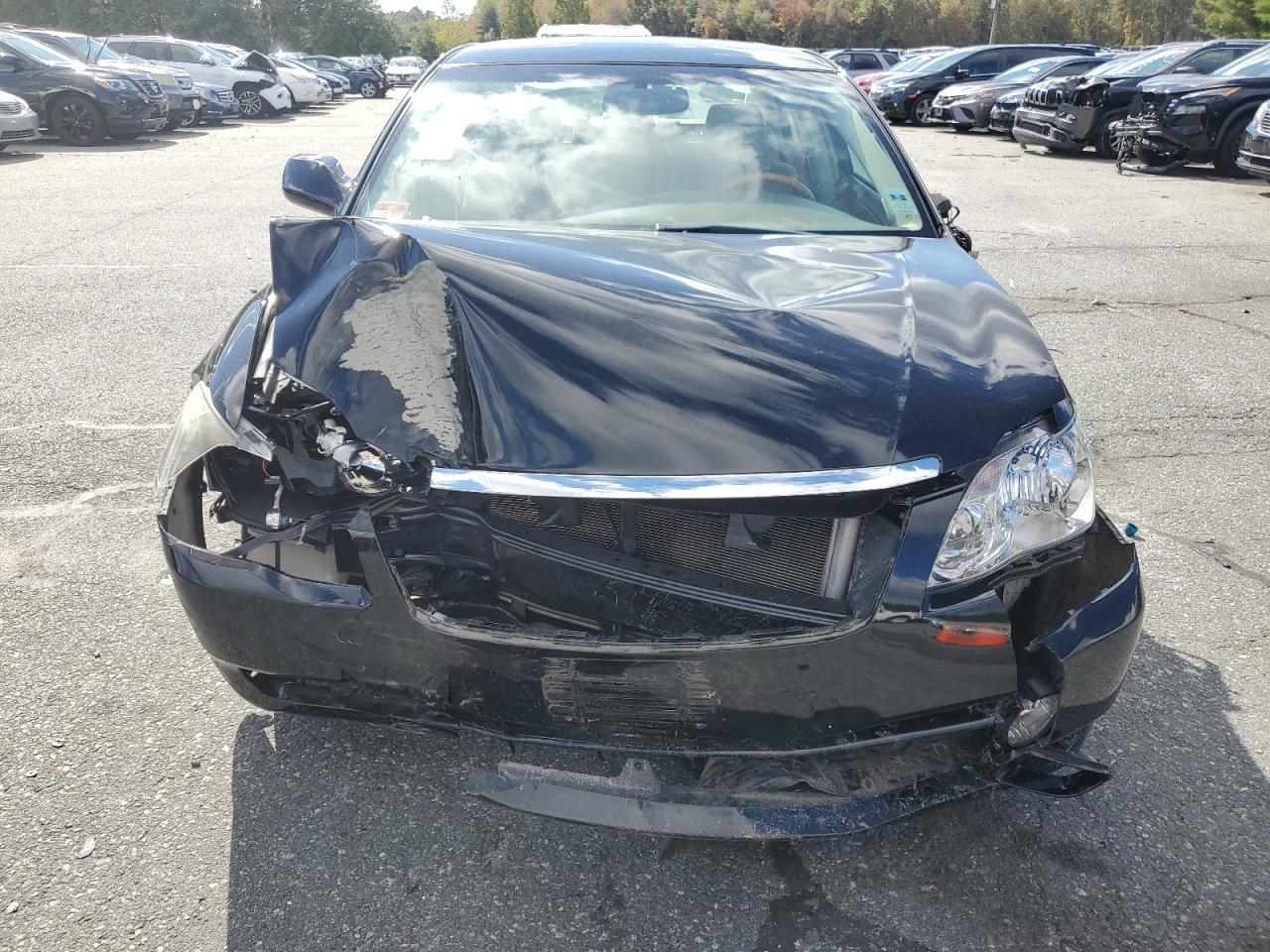 2007 Toyota Avalon - Image 5