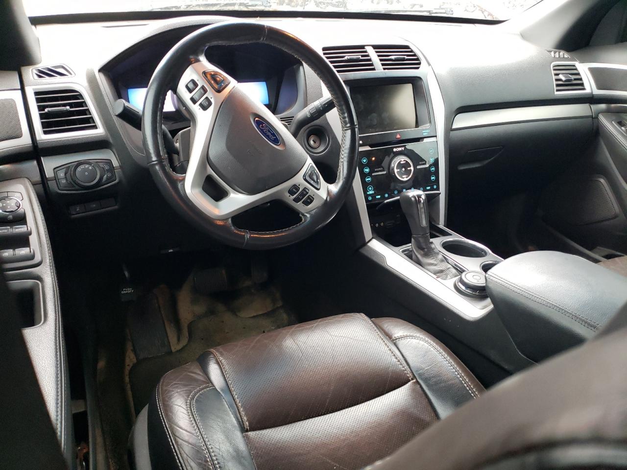 2013 Ford Explorer - Image 8