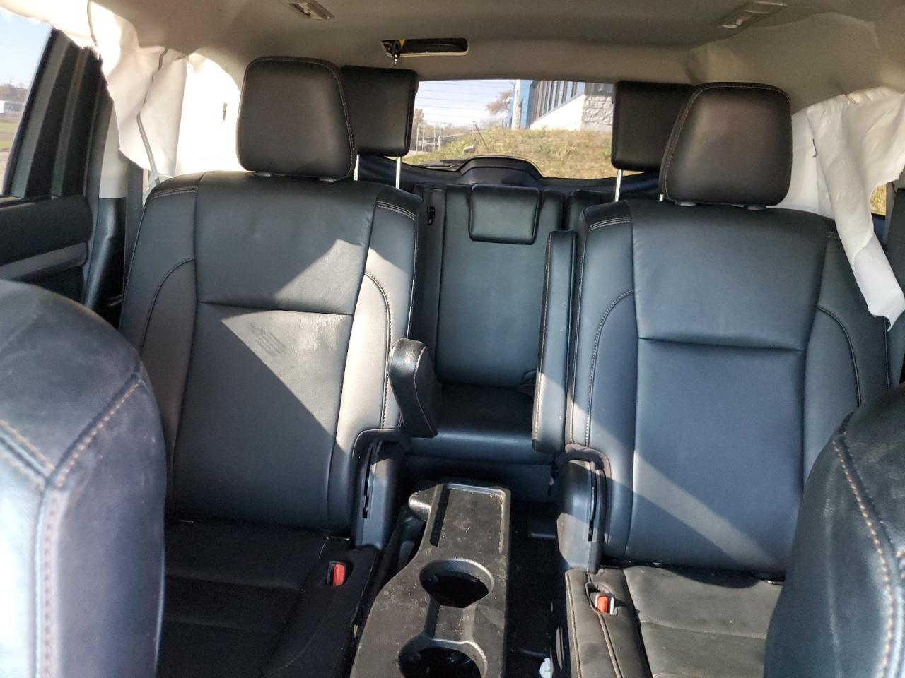 2019 Toyota Highlander - Image 10