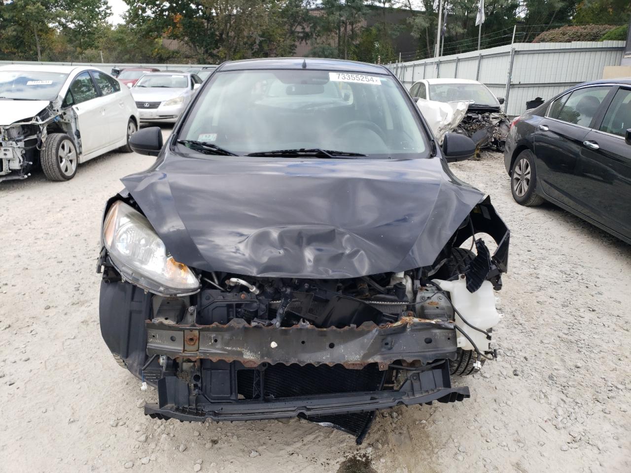 JM1DE1HZ6B0105690 2011 Mazda Mazda2