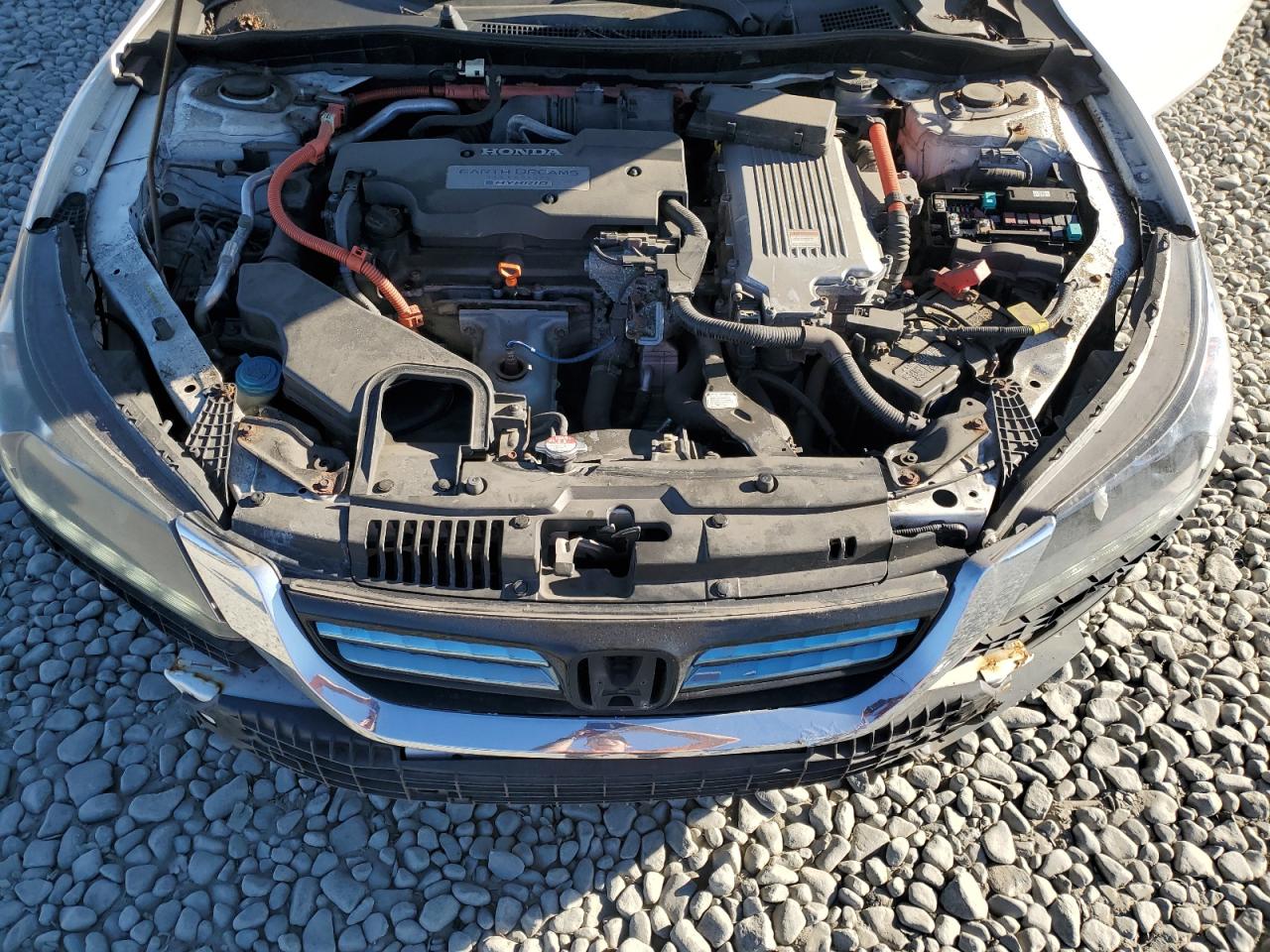 1HGCR6F55FA000475 2015 Honda Accord Hybrid Exl