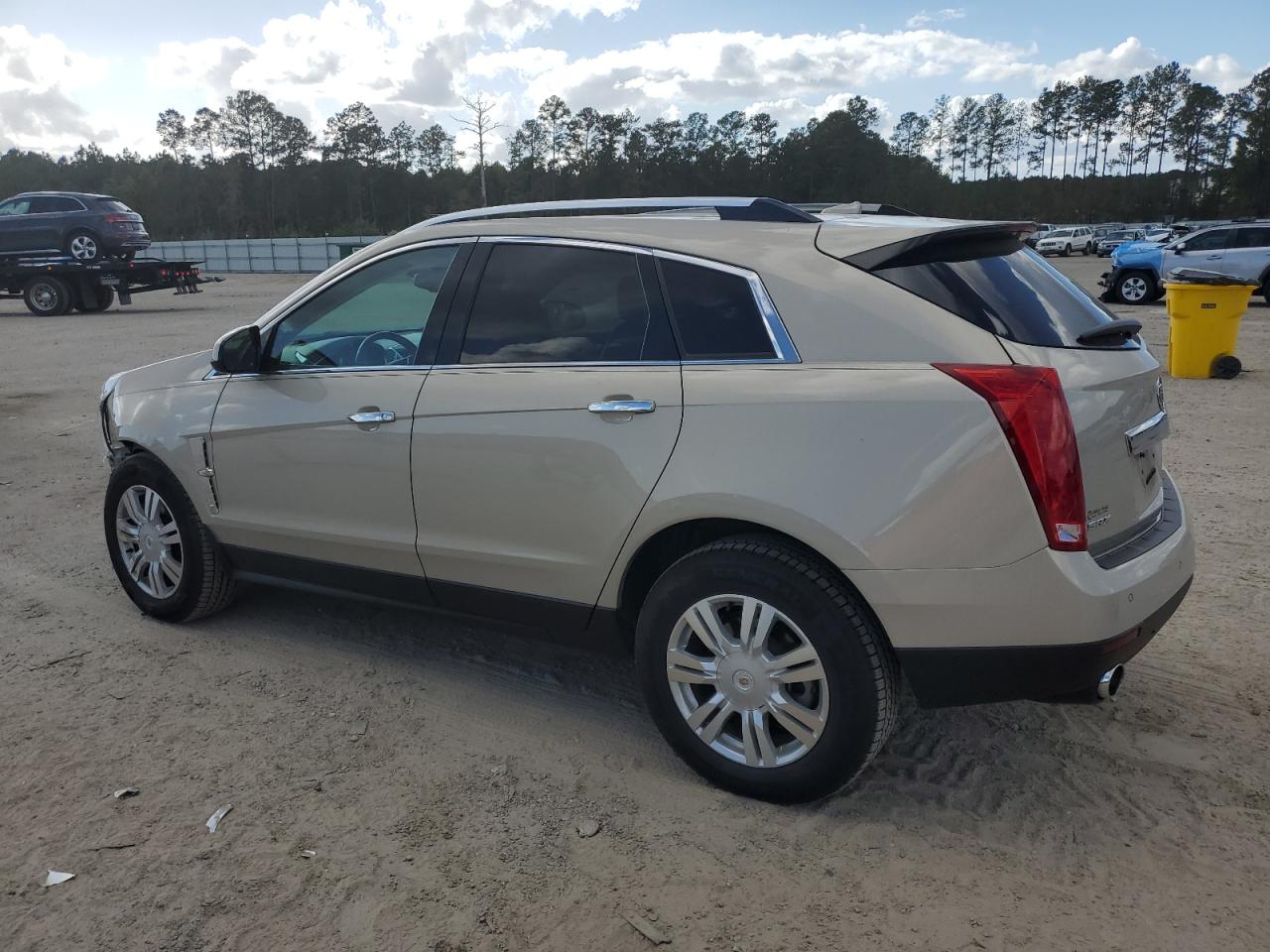 2010 Cadillac SRX - Image 2