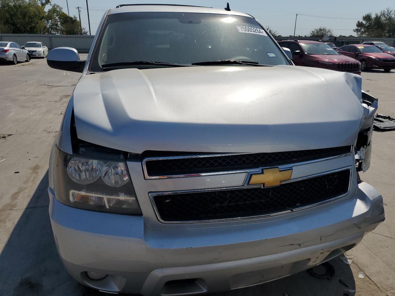 VIN 1GNSCBE01DR147666 2013 CHEVROLET TAHOE no.5