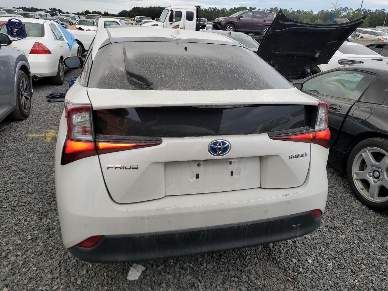 JTDKARFU3K3072283 2019 Toyota Prius