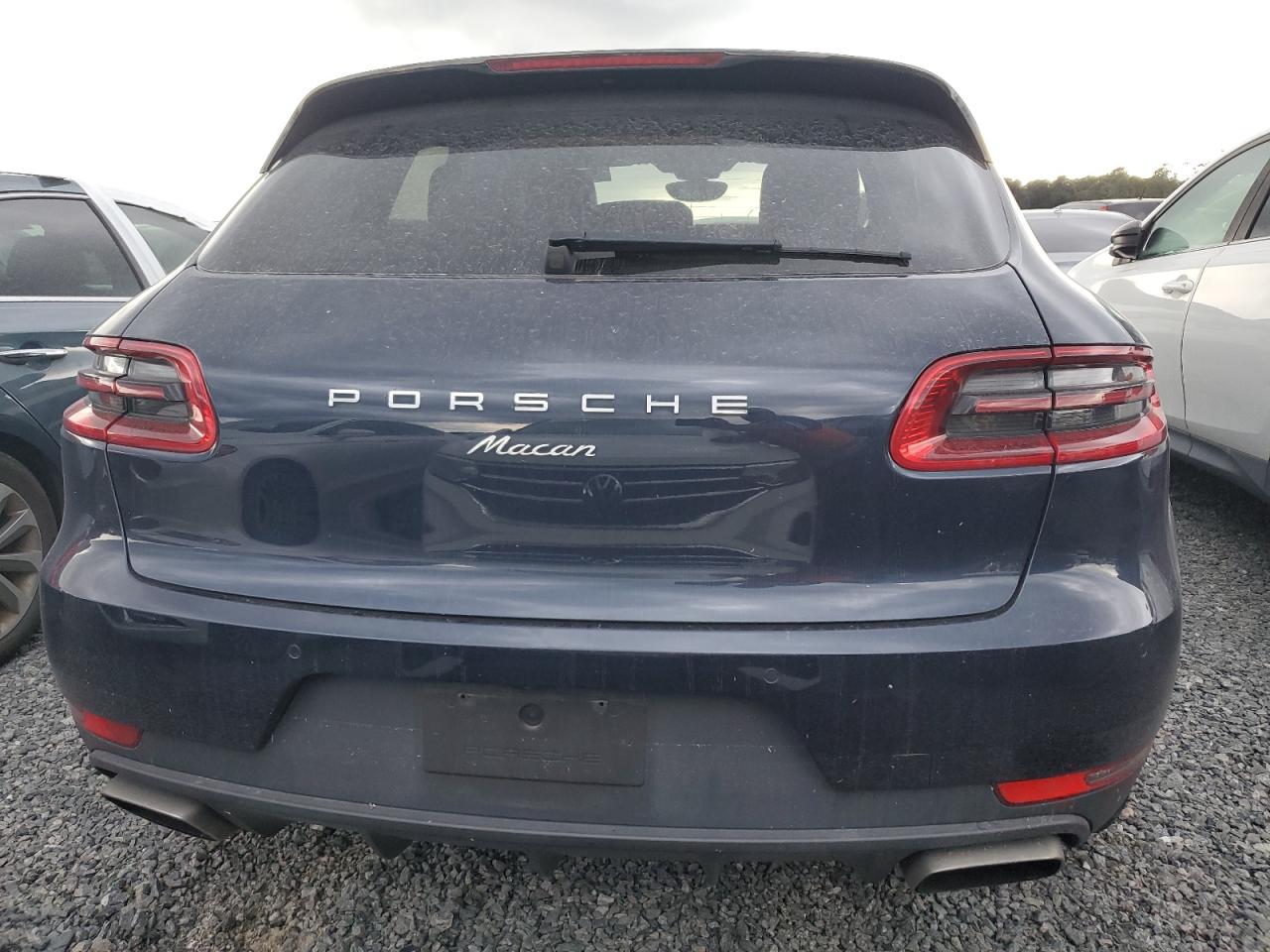 2017 Porsche Macan VIN: WP1AA2A53HLA03655 Lot: 73894954