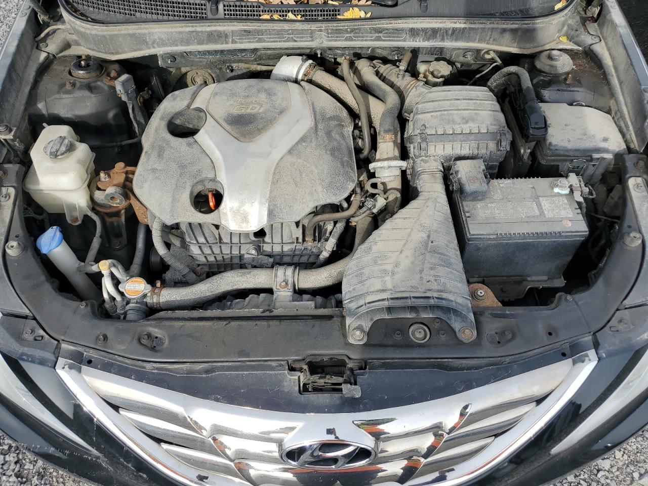 2013 Hyundai Sonata - Image 11