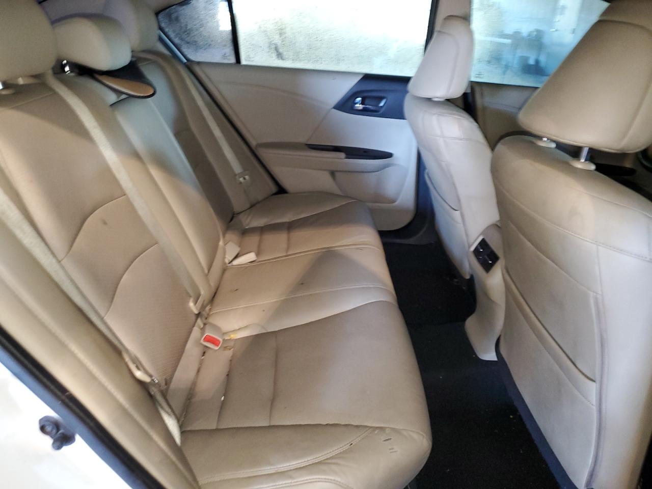 2015 Honda Accord - Image 10