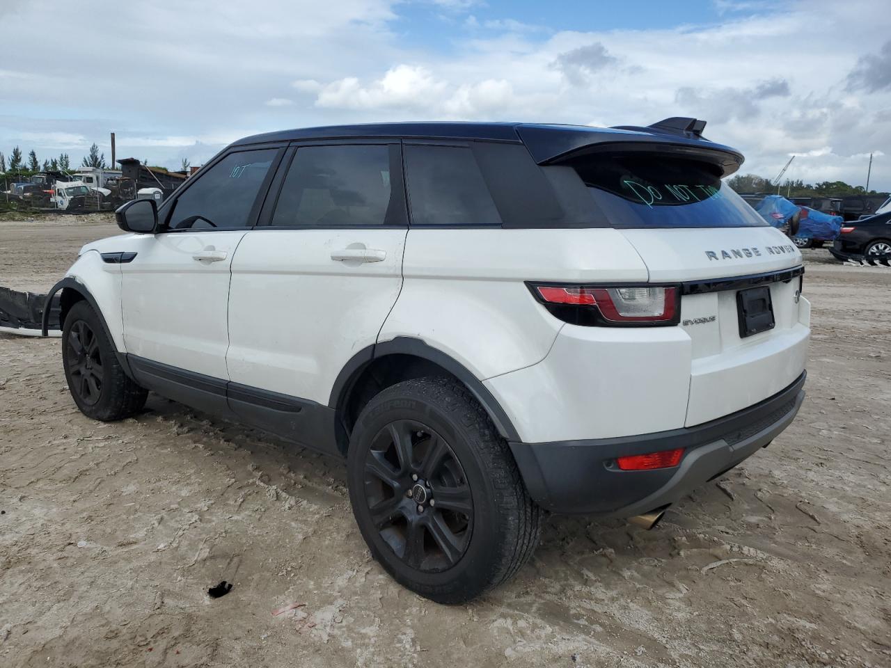 2017 Land Rover Range Rover - Image 2