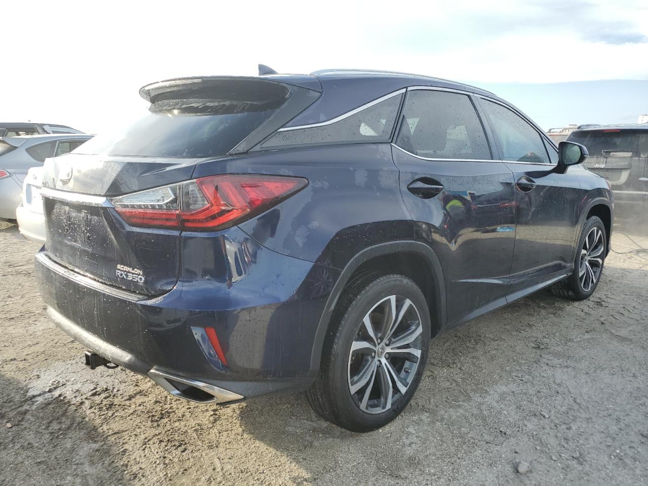 2017 Lexus RX - Image 3