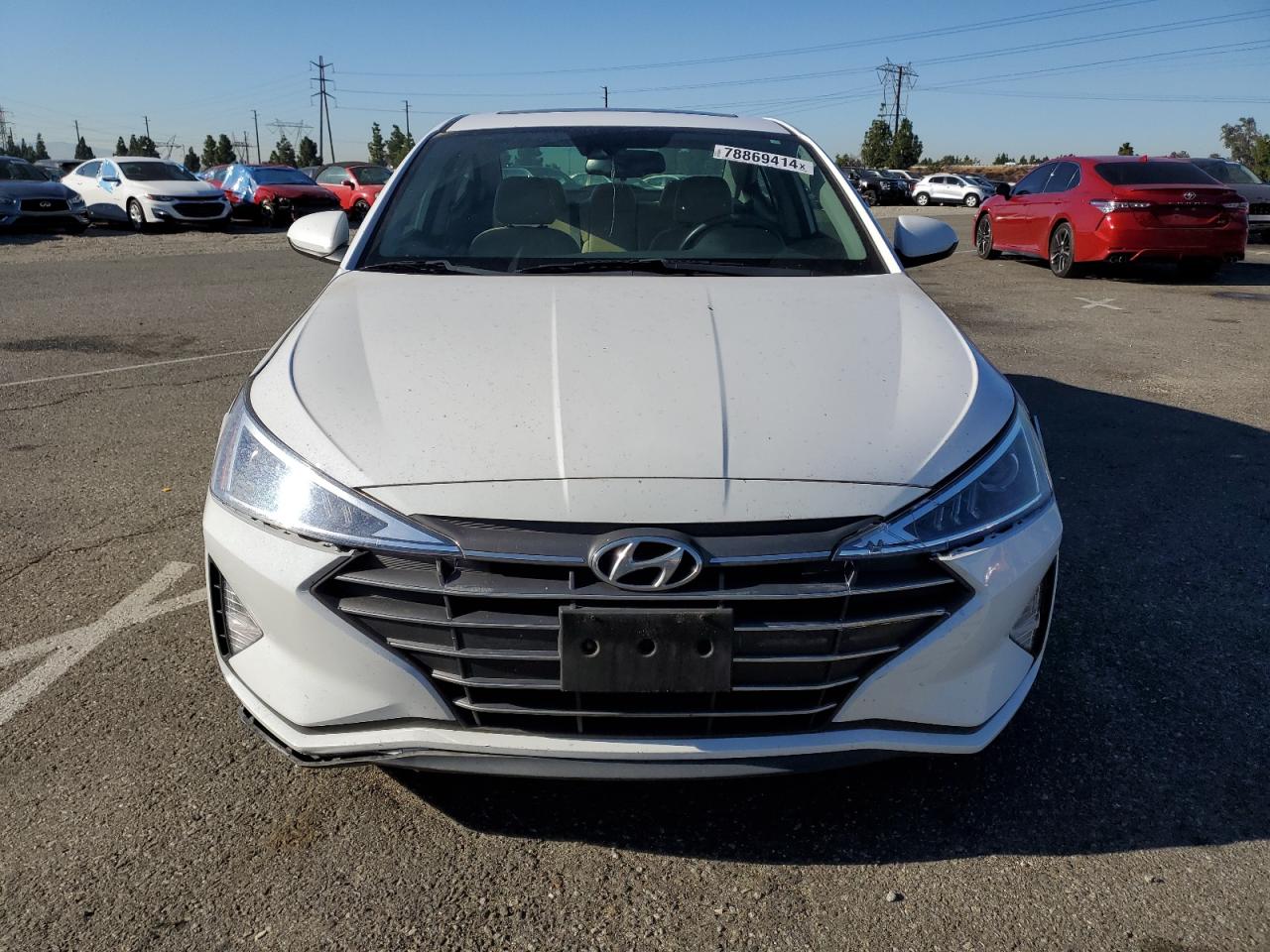 2019 Hyundai Elantra - Image 5