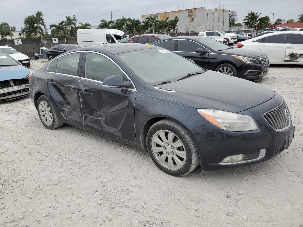 2013 Buick Regal - Image 4