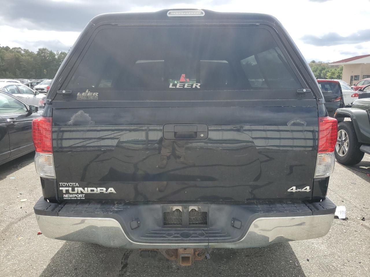 5TFUM5F17CX035665 2012 Toyota Tundra Double Cab Sr5