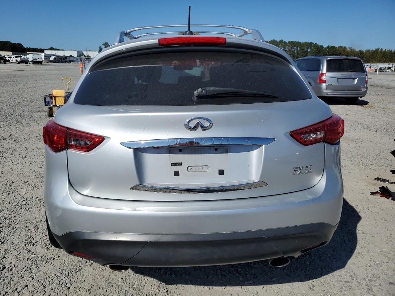 2010 Infiniti FX - Image 6