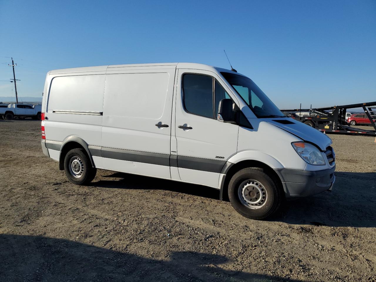 VIN WD3PE7CC5D5767506 2013 MERCEDES-BENZ SPRINTER no.4