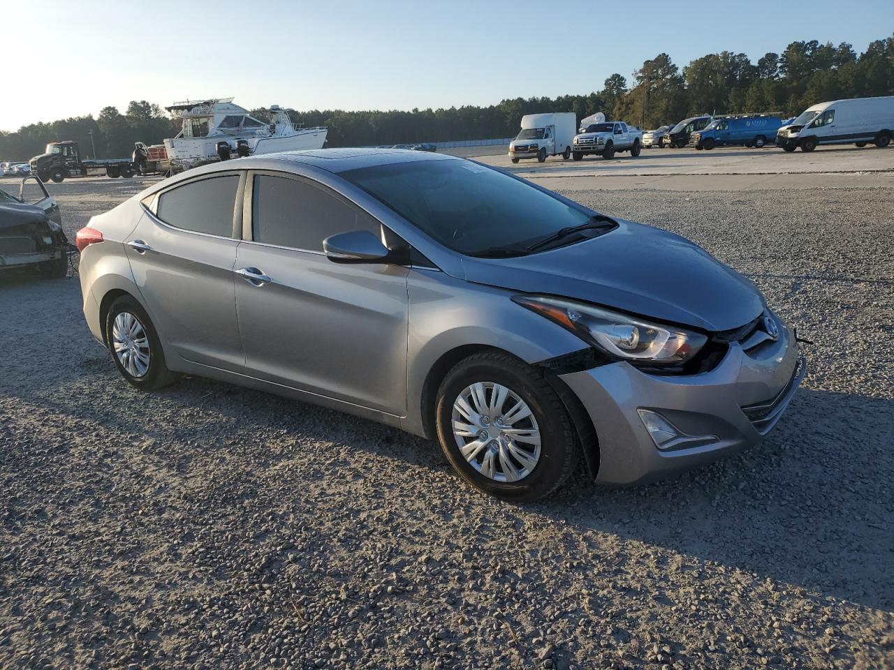 VIN 5NPDH4AE5GH738160 2016 HYUNDAI ELANTRA no.4