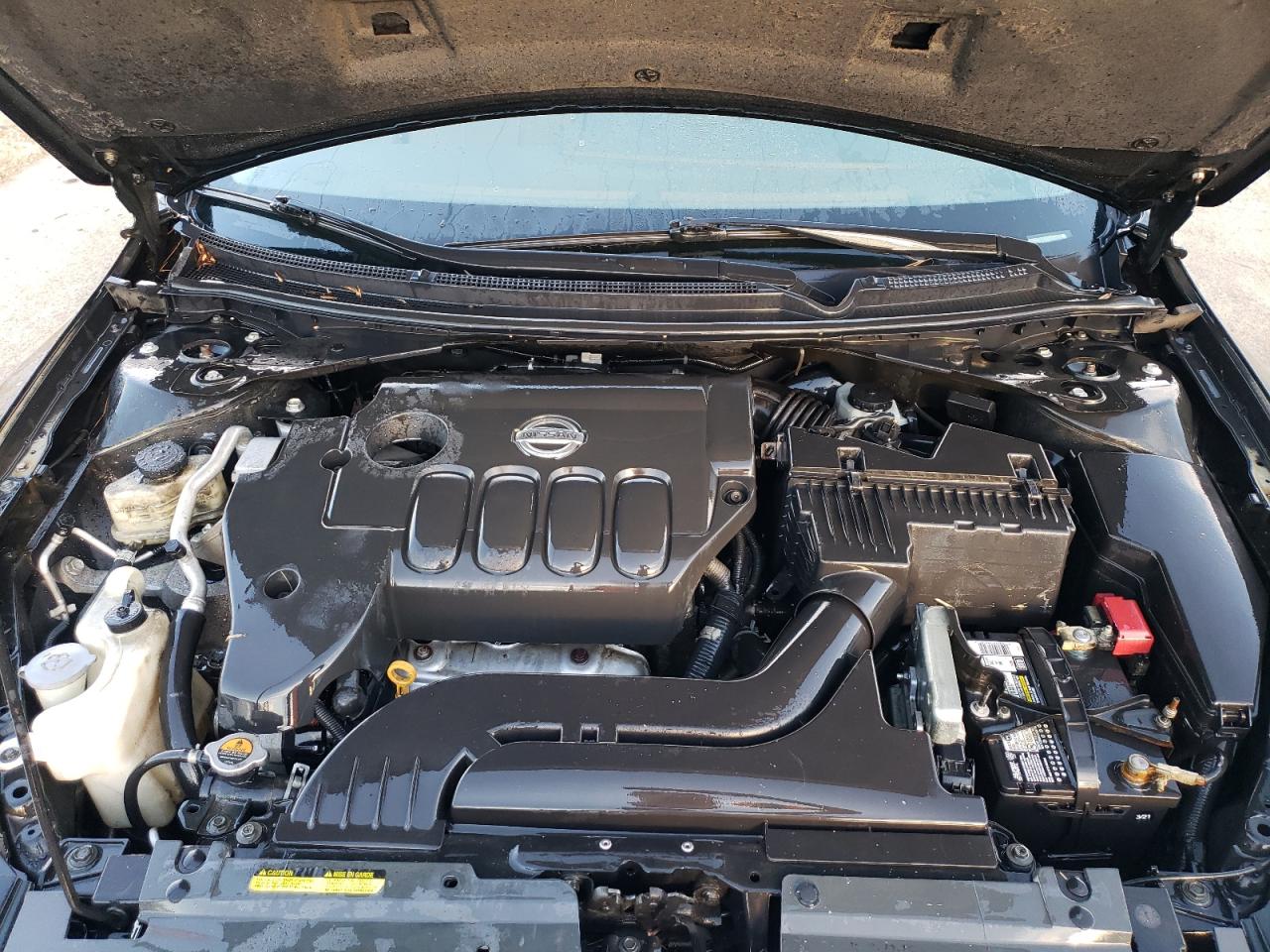 2010 Nissan Altima - Image 11