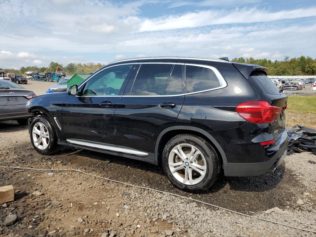 VIN 5UXTR9C54KLE14528 2019 BMW X3 no.2