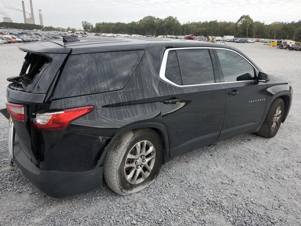 2019 Chevrolet Traverse - Image 3