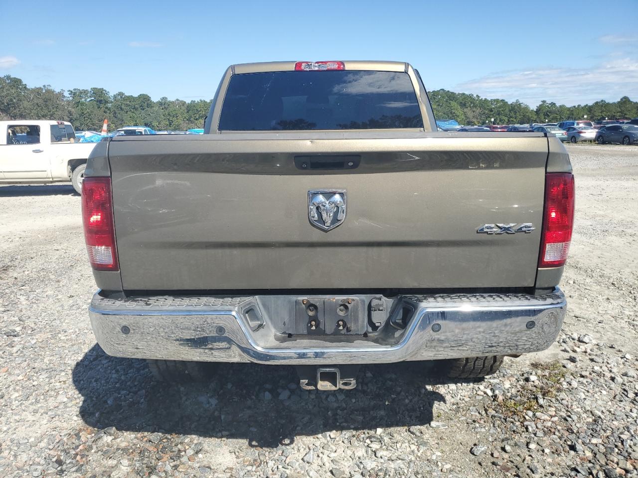 3C6UR5CL7FG588386 2015 Ram 2500 St