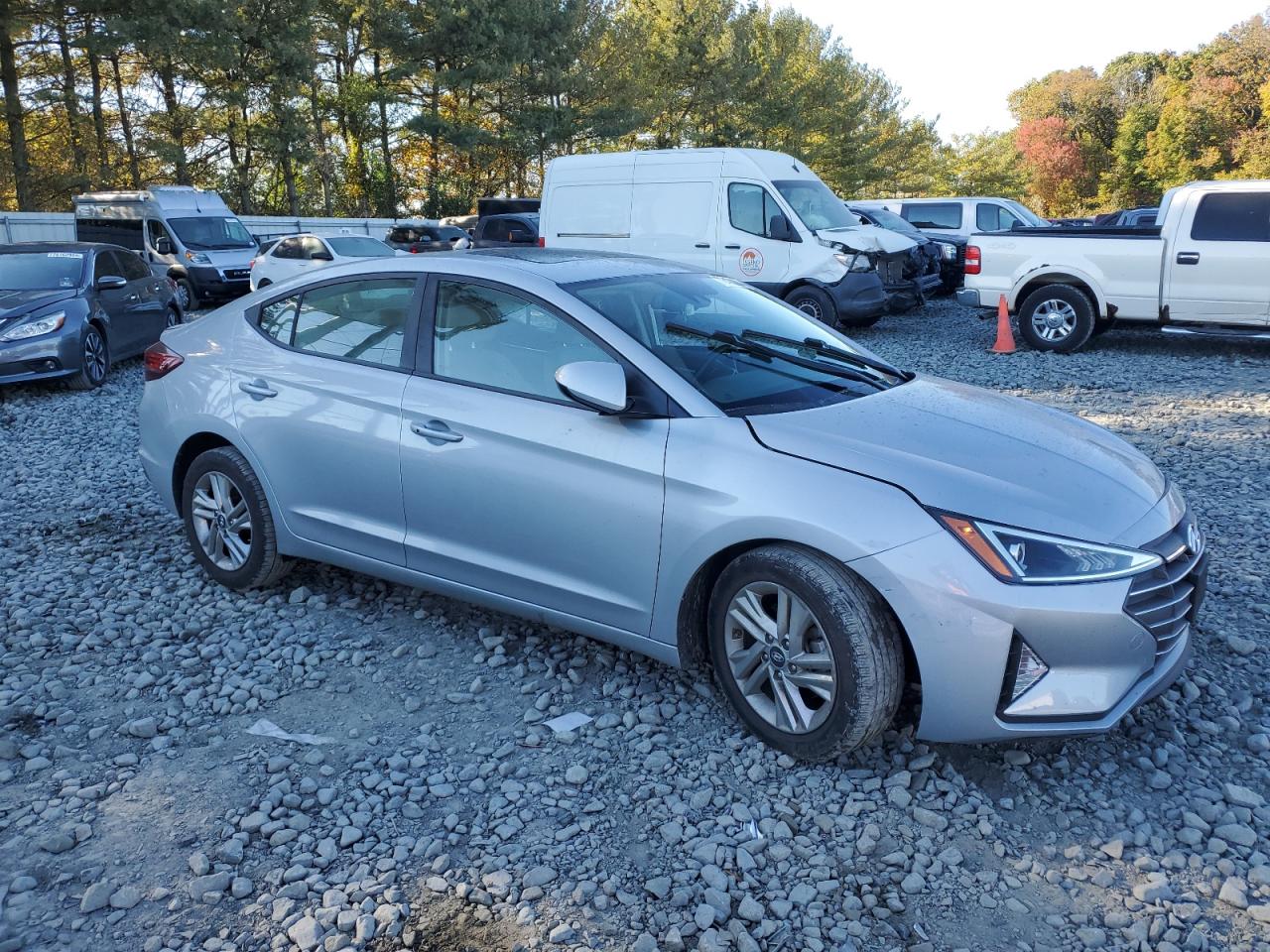 2020 Hyundai Elantra - Image 4