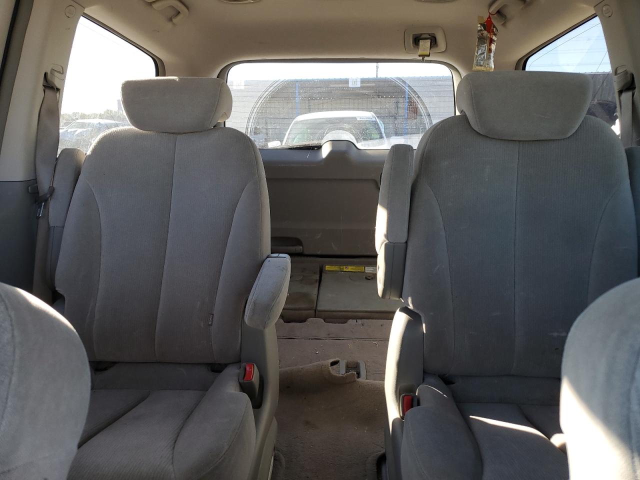 2006 Kia Sedona Ex VIN: KNDMB233366035859 Lot: 76767784