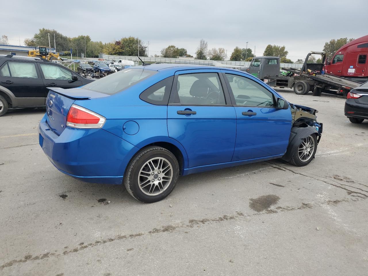 2010 Ford Focus - Image 3