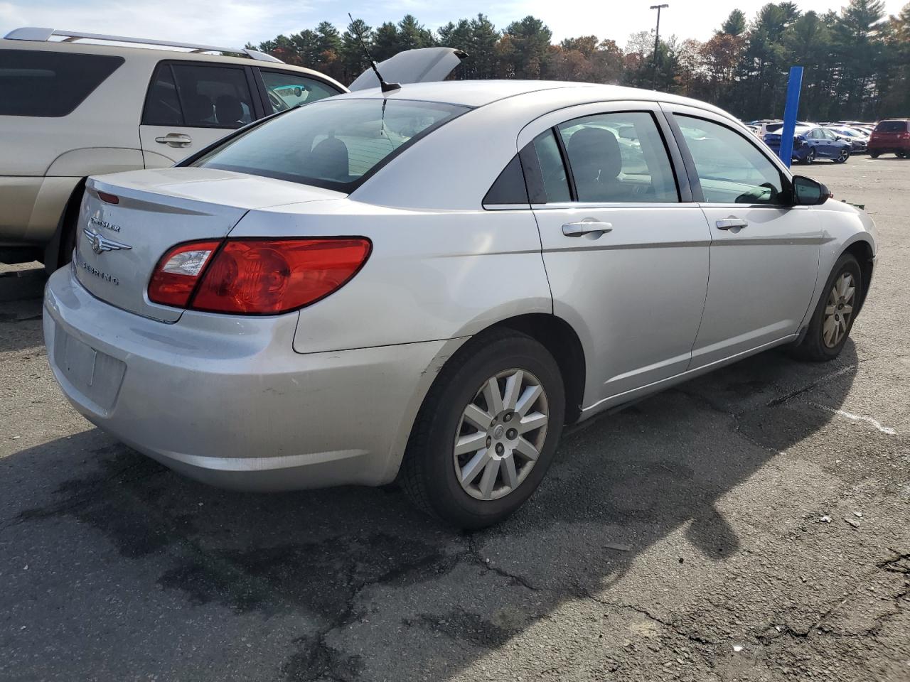 2010 Chrysler Sebring - Image 3
