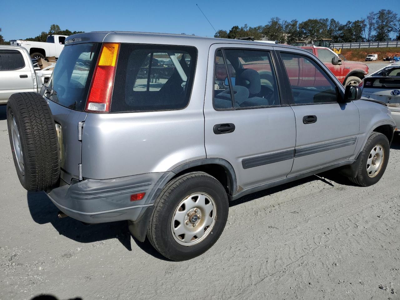 2001 Honda CR-V - Image 3