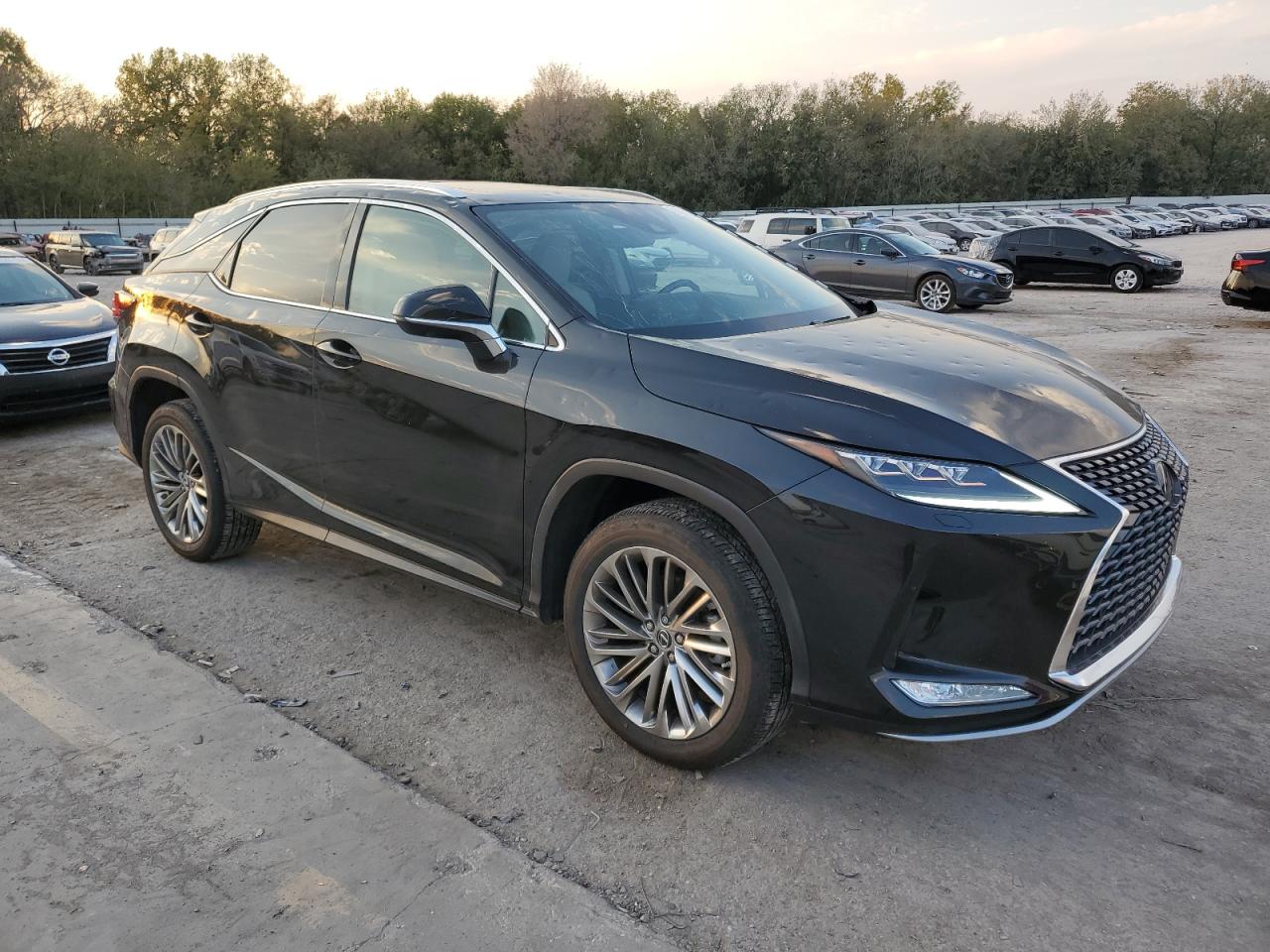 2022 Lexus RX - Image 4