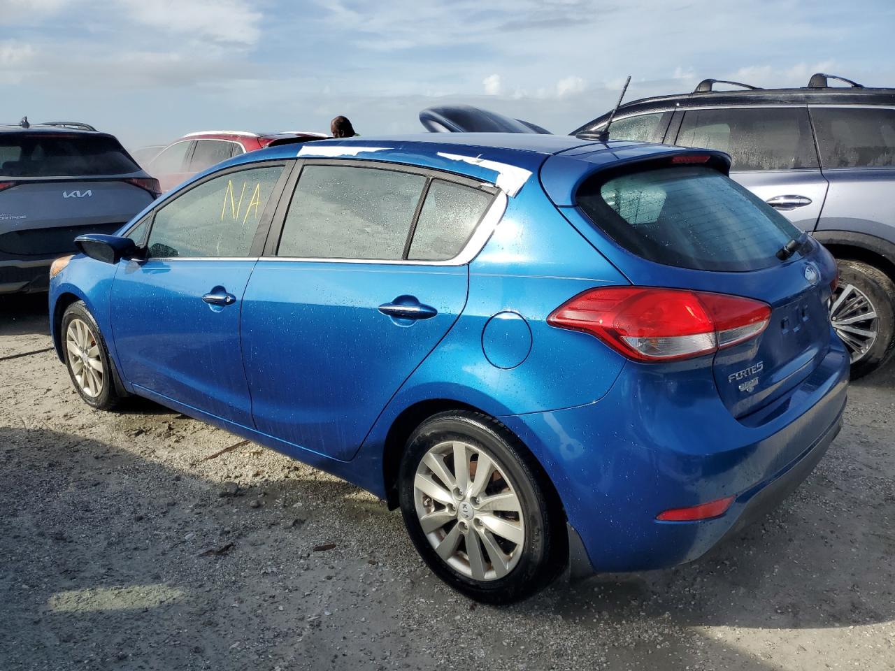 2014 Kia Forte - Image 2