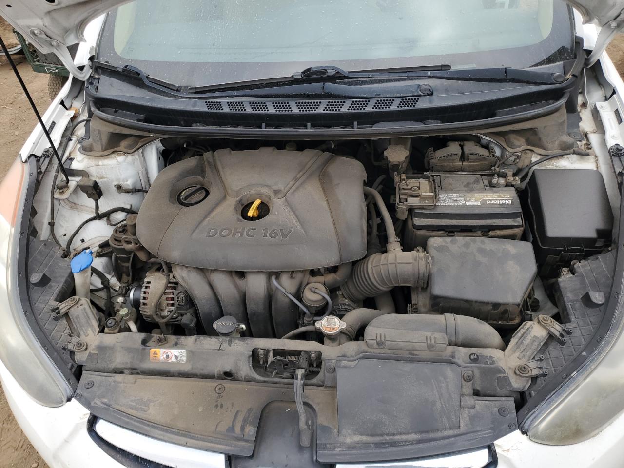 2013 Hyundai Elantra - Image 11