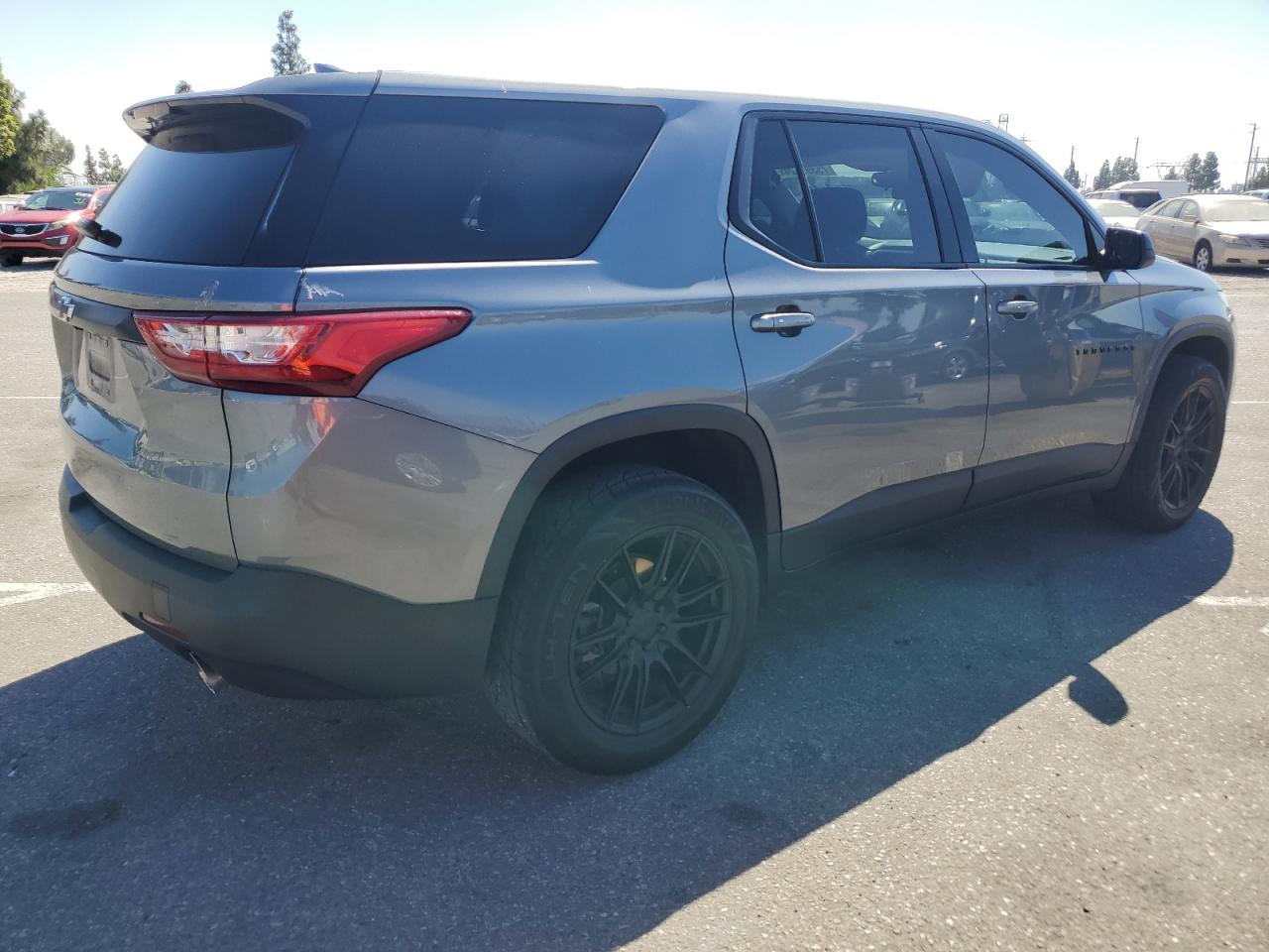 2021 Chevrolet Traverse - Image 3