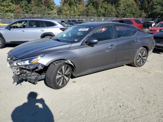 2021 Nissan Altima Sv