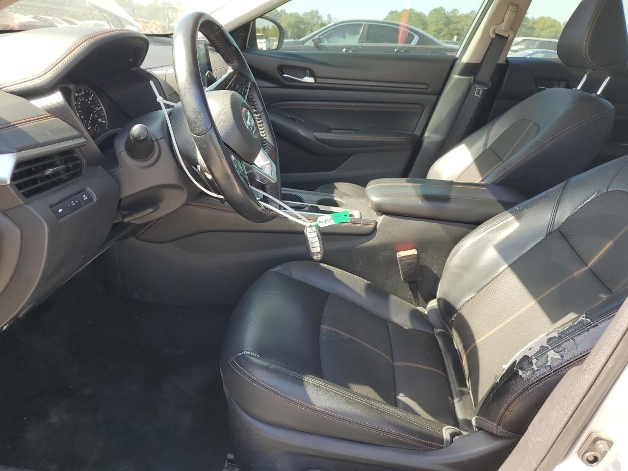 2019 Nissan Altima - Image 7