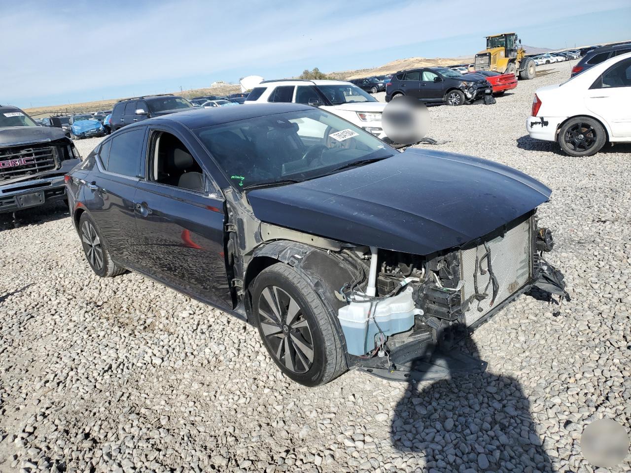 2019 Nissan Altima - Image 4