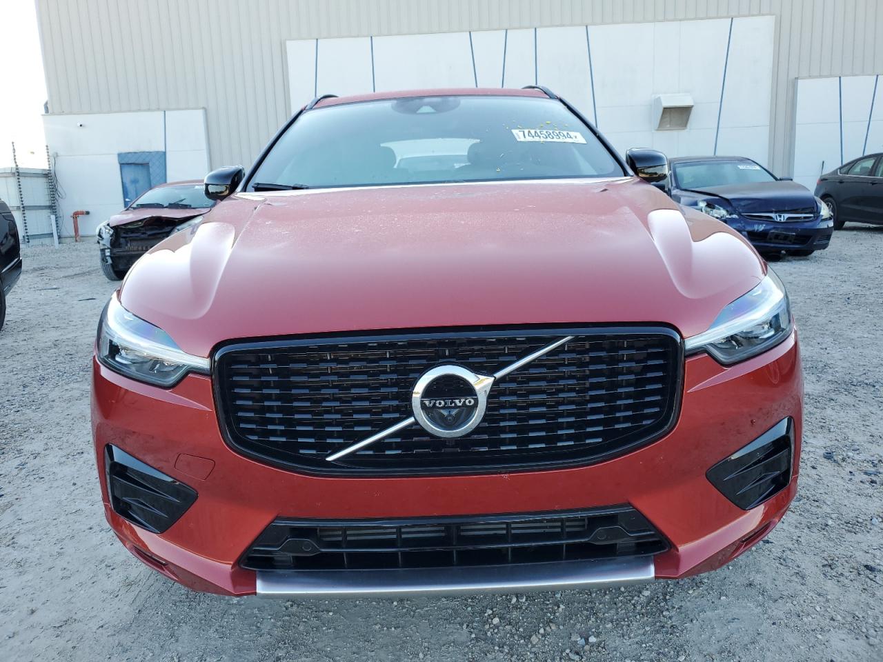 2021 Volvo XC60 - Image 5