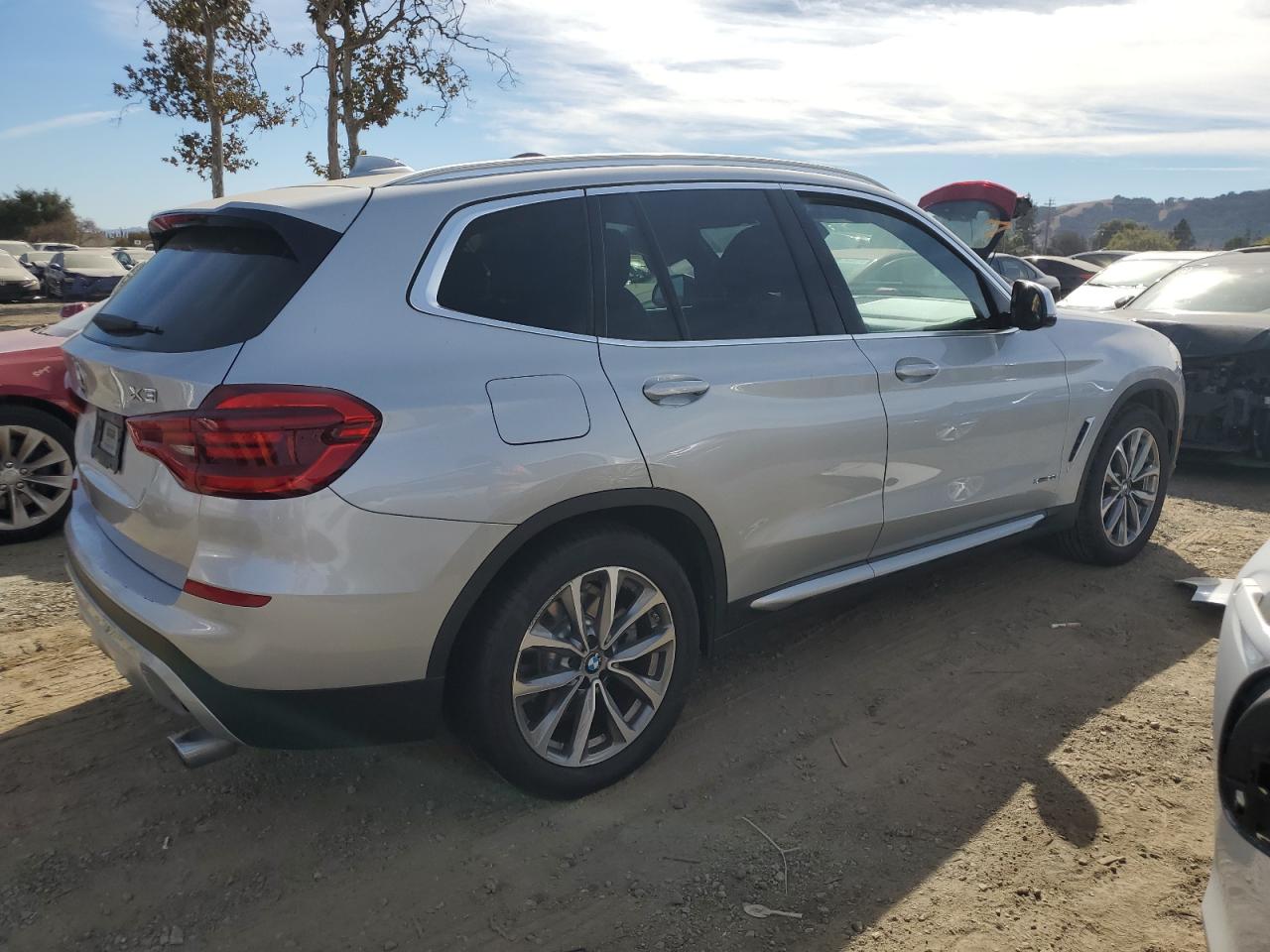 VIN 5UXTR9C54JLD66561 2018 BMW X3 no.3