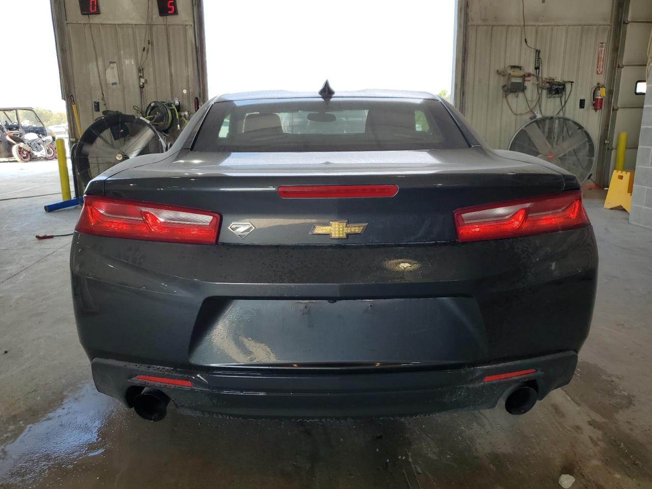 1G1FB1RX5J0152392 2018 Chevrolet Camaro Lt