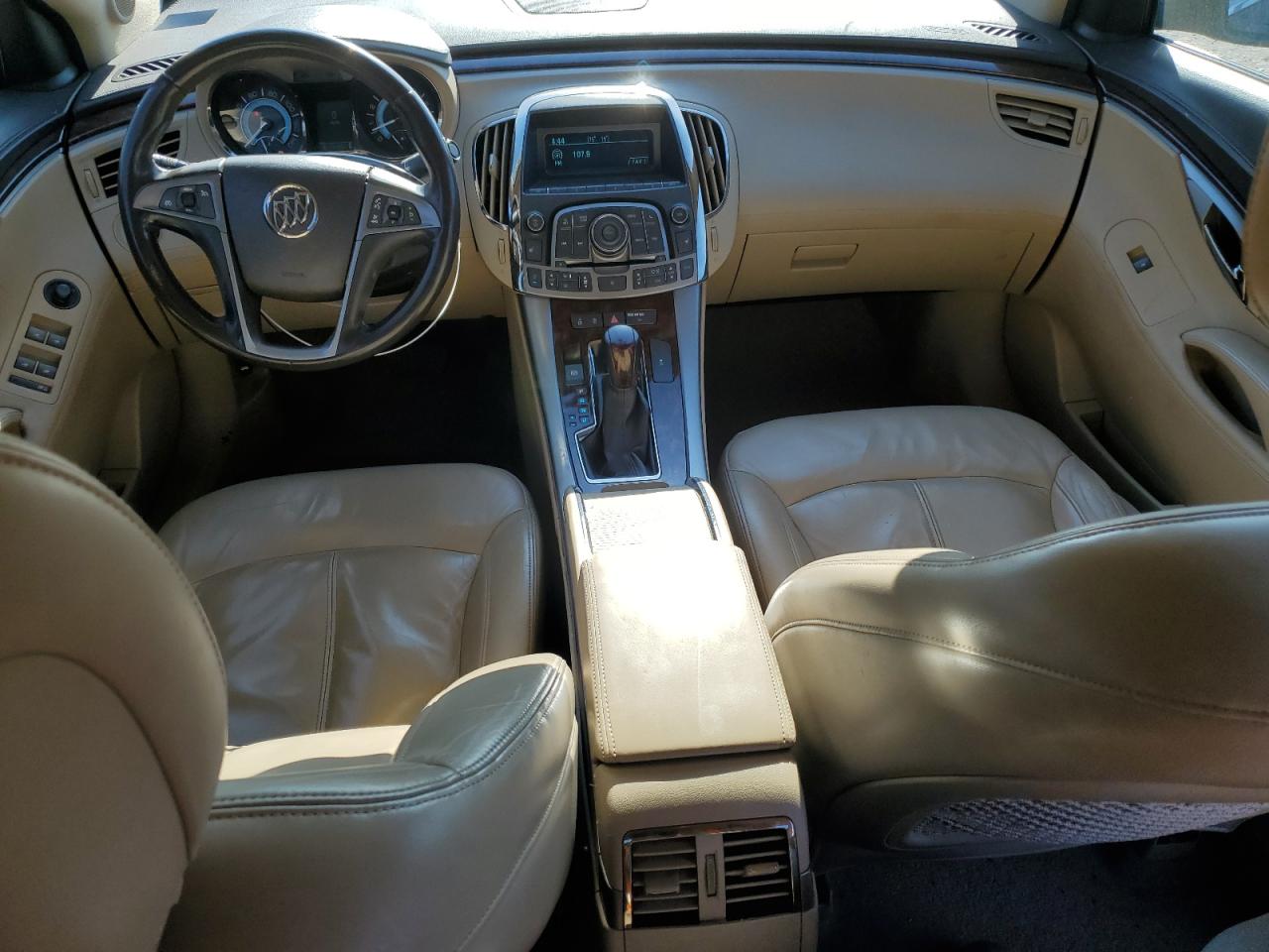 2010 Buick LaCrosse - Image 8