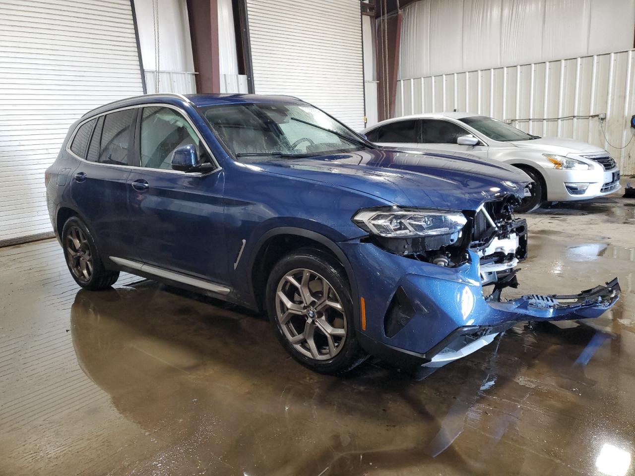 VIN 5UX53DP05N9K55674 2022 BMW X3 no.4