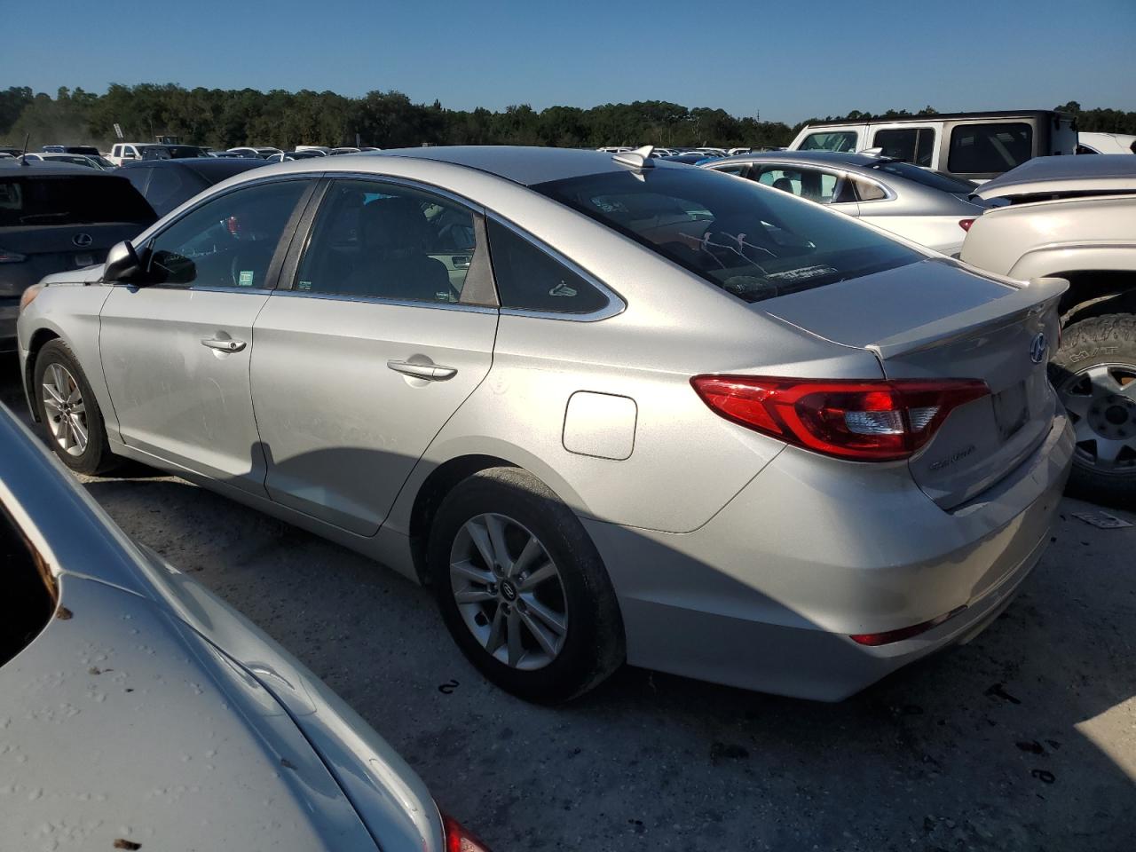 5NPE24AF8GH371060 2016 HYUNDAI SONATA - Image 2