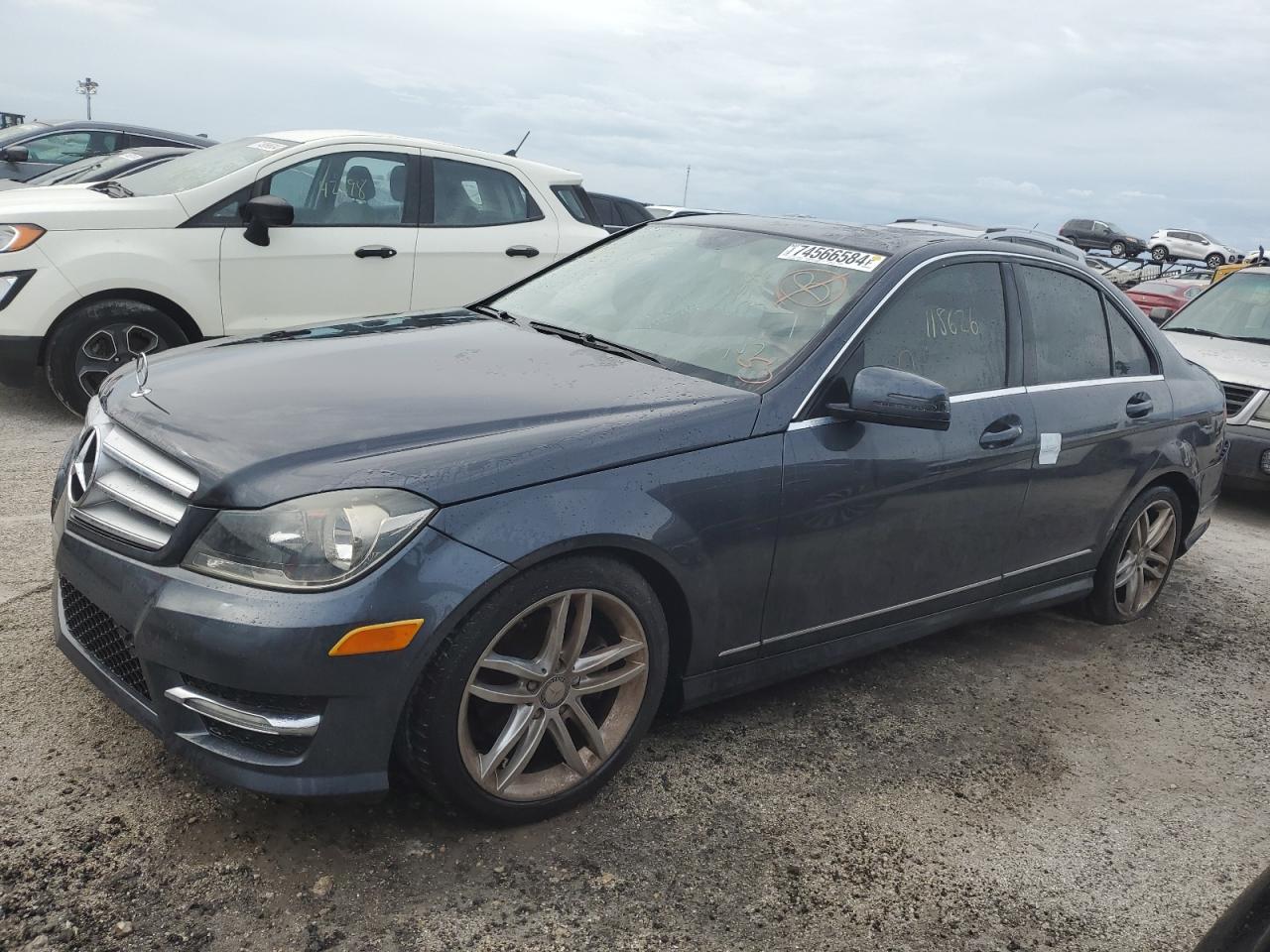 2013 MERCEDES-BENZ C-CLASS