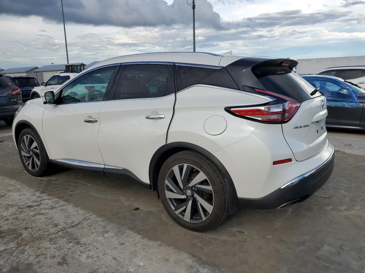 5N1AZ2MH7FN268797 2015 NISSAN MURANO - Image 2