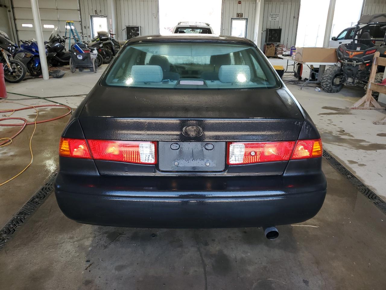 2001 Toyota Camry Ce VIN: 4T1BG22K81U770080 Lot: 77948884