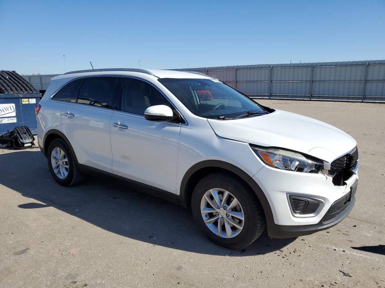2017 Kia Sorento - Image 4