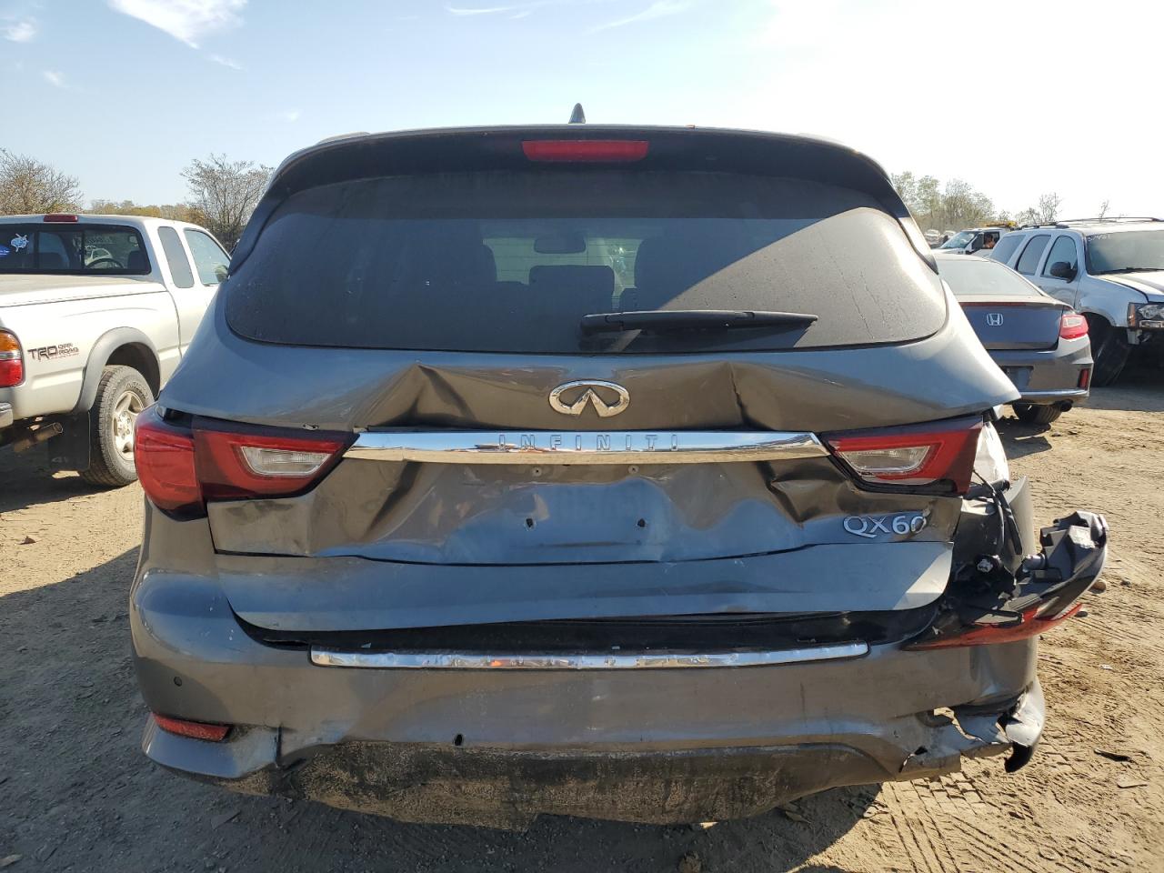 2018 Infiniti QX60 - Image 6